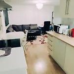 Gjestehus I Tveit